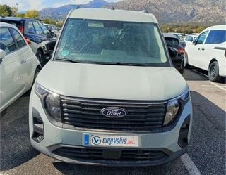 Ford Tourneo Courier 1.0 Ecoboost Titanium