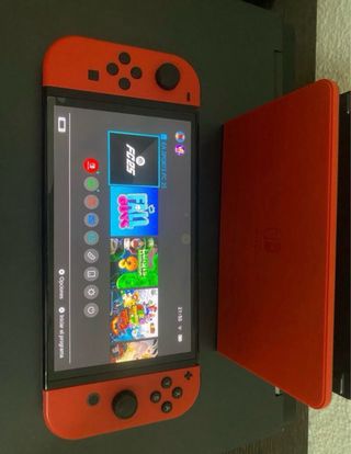 Nintendo Switch OLED Edición Mario Roja y juego