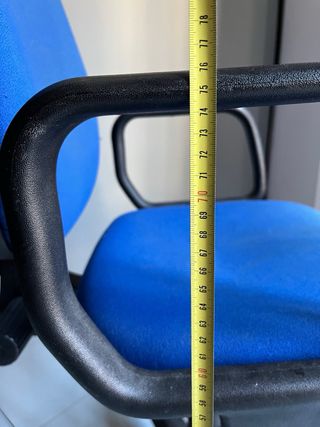 Sedia da ufficio girevole con rotelle