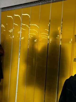 Tende a strisce/bande in PVC gialle 80€