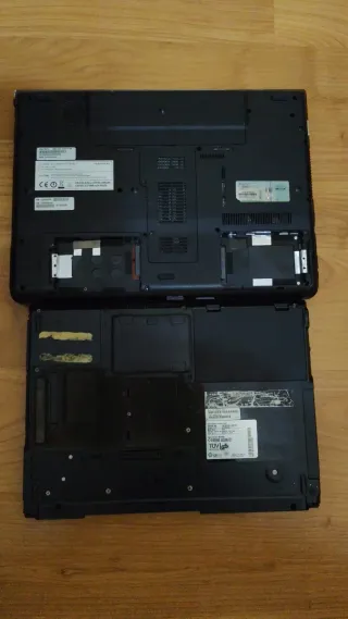 Portátiles Packard Bell y Fujitsu Siemens para pie