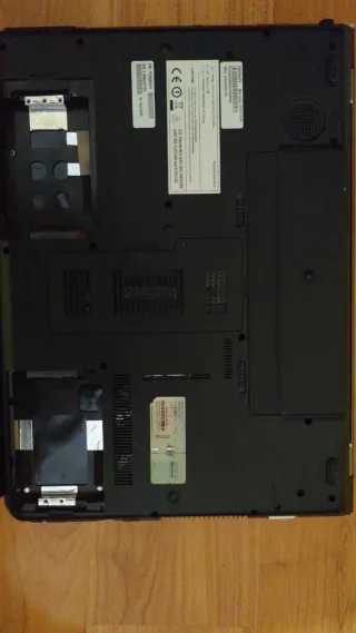 Portátiles Packard Bell y Fujitsu Siemens para pie