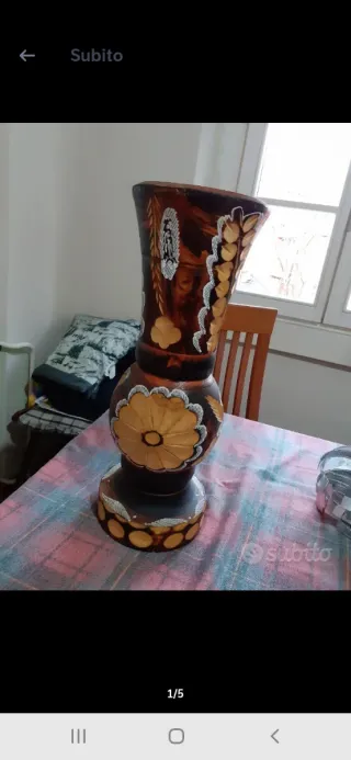 Vaso in legno decorato artigianale
