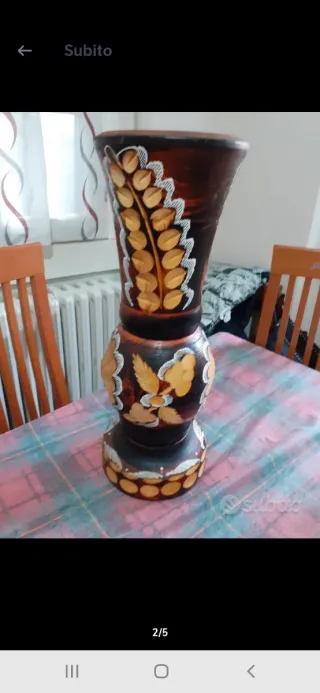 Vaso in legno decorato artigianale