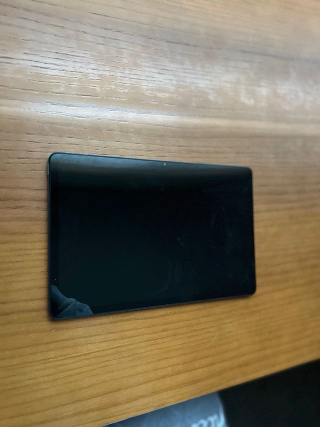 Tablet Lenovo M11 con funda y teclado