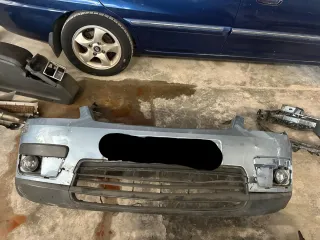 Parachoques Ford T-Max