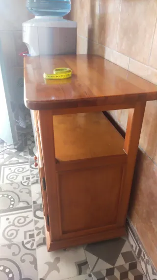 Mueble provenzal de madera