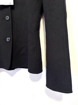 Americana lana negra