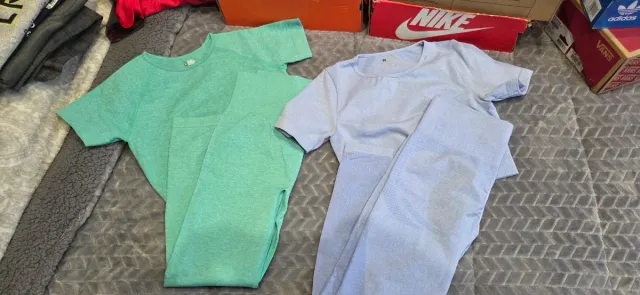 Conjuntos deportivos mujer