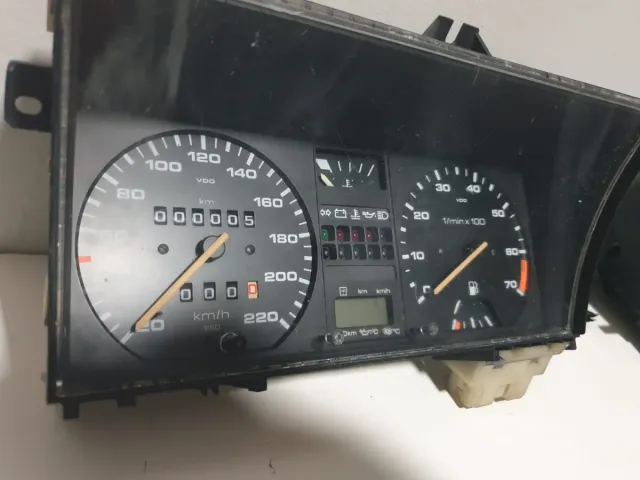 Cuadro instrumentos VW Golf MK2 restaurado
