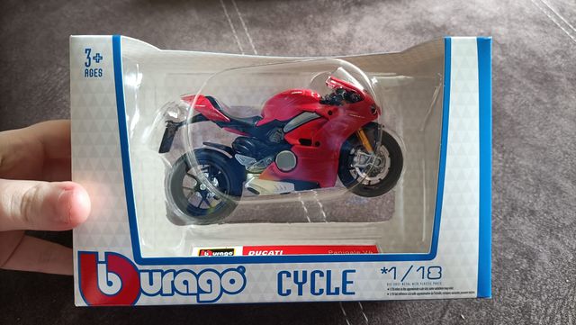 Moto Ducati Panigale V4 Burago 1:18