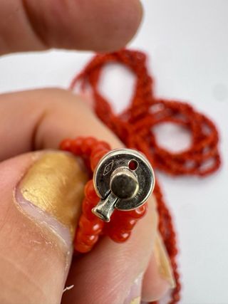 Collana multi filo corallo rosso e oro