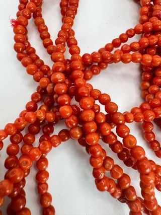 Collana multi filo corallo rosso e oro