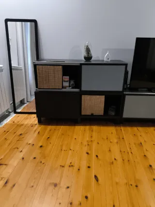 Mueble TV Negro y Marrón