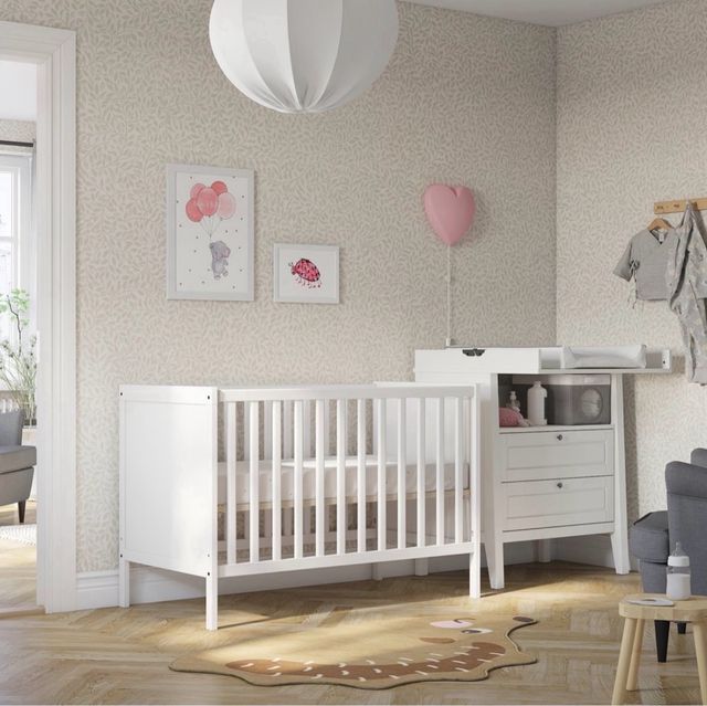 Cuna IKEA SUNDVIK + Colchón JÄTTETRÖTT