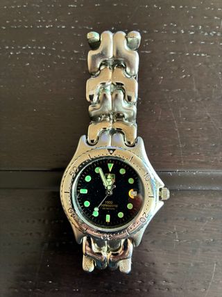 Reloj Pulsera de Cuarzo. Elegante.