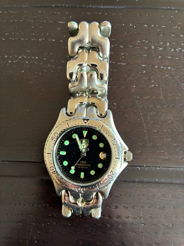 Reloj Pulsera de Cuarzo. Elegante.