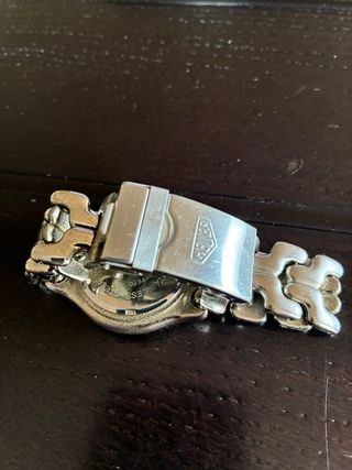 Reloj Pulsera de Cuarzo. Elegante.