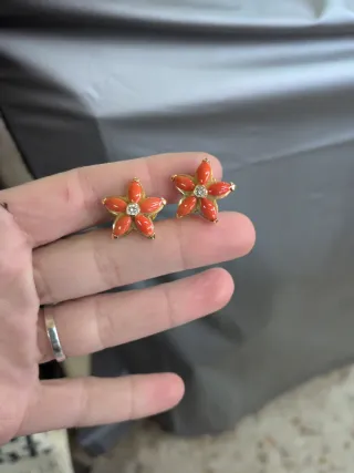 Pendientes Flor Oro y Coral