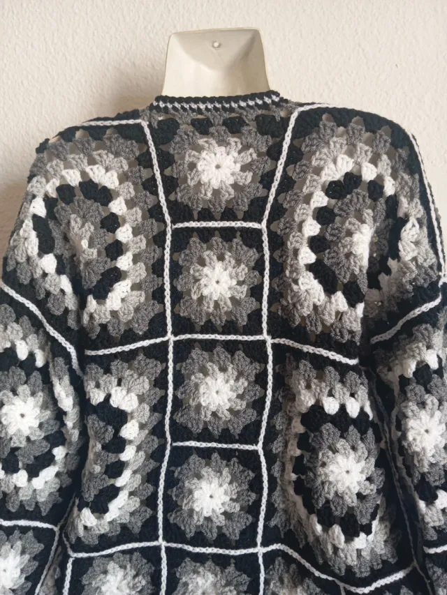 Cárdigan Crochet Granny Hecho a Mano