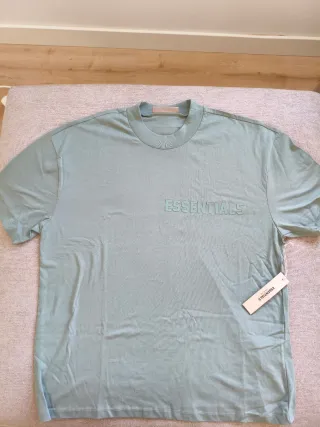 Camiseta Essentials verde