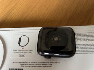 Apple Watch SE 44mm GPS + Cellular Grigio Siderale