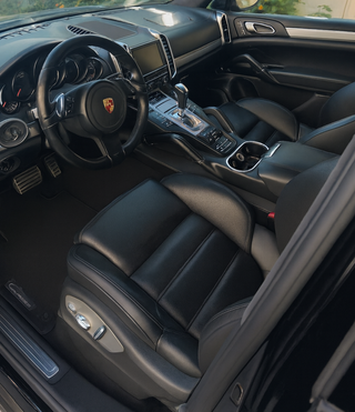 Porsche Cayenne Turbo 2011