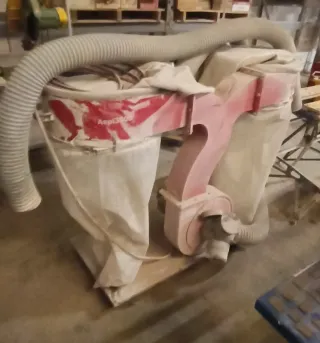 Aspirador de polvo industrial