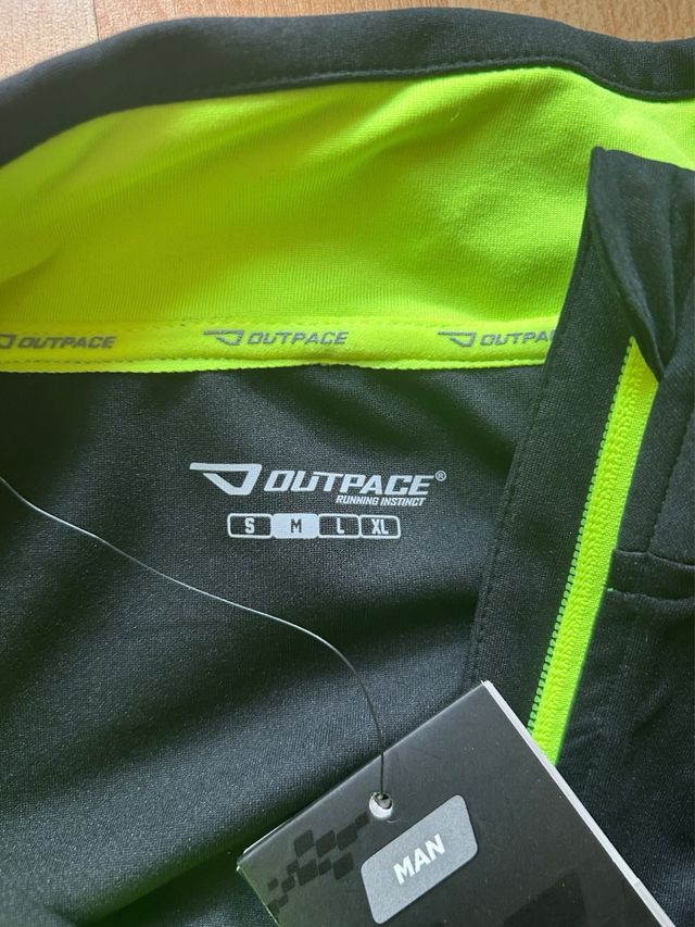Chaqueta Outpace Running Impermeable