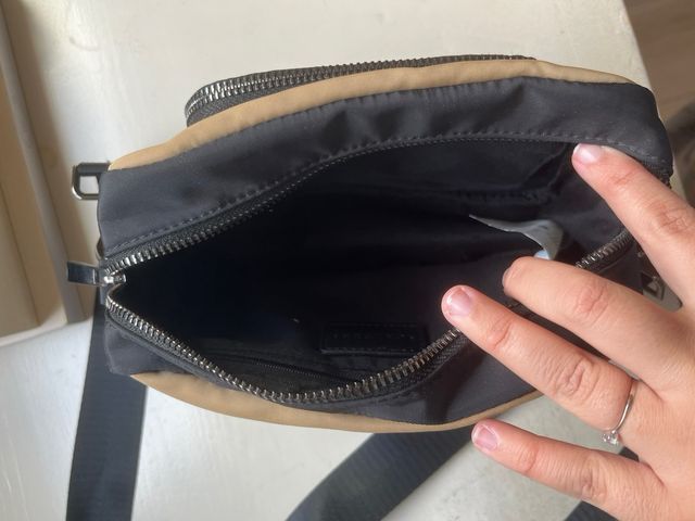 Bolso Scalpers Negro y Beige Nuevo