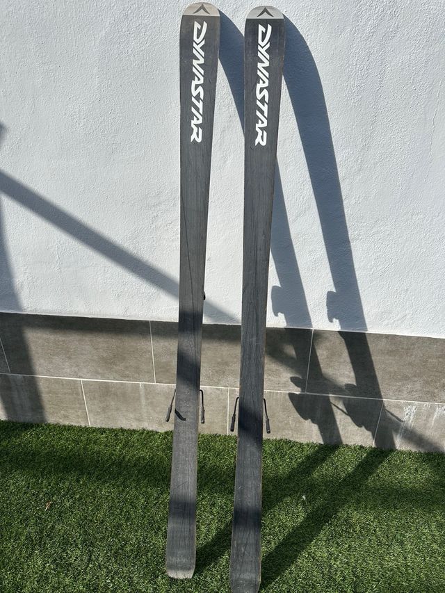 Esquís Dynastar Azules