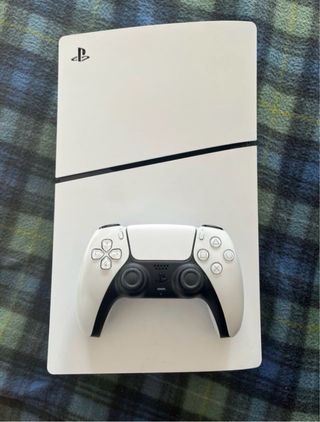Playstation 5 Blanca + Mando
