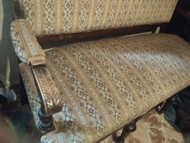 Conjunto de 2 sillas y 1 tresillo antiguo