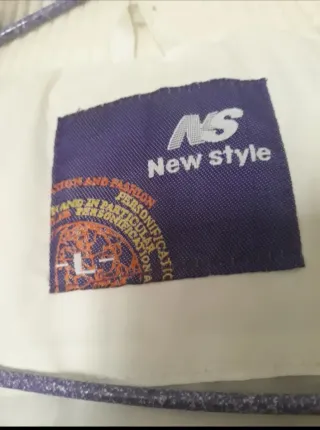 Abrigo Largo Blanco Impermeable Capucha Talla L