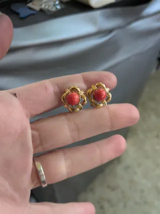Pendientes Oro Perla Coral Rojo