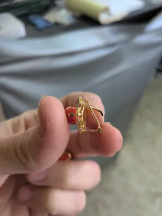 Pendientes Oro Perla Coral Rojo