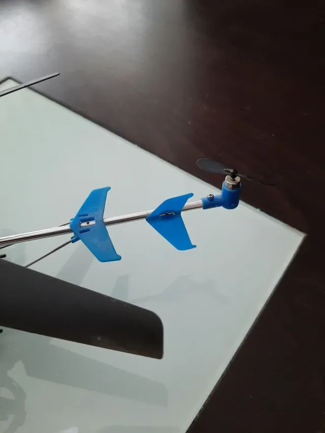 Helicóptero radiocontrol T54