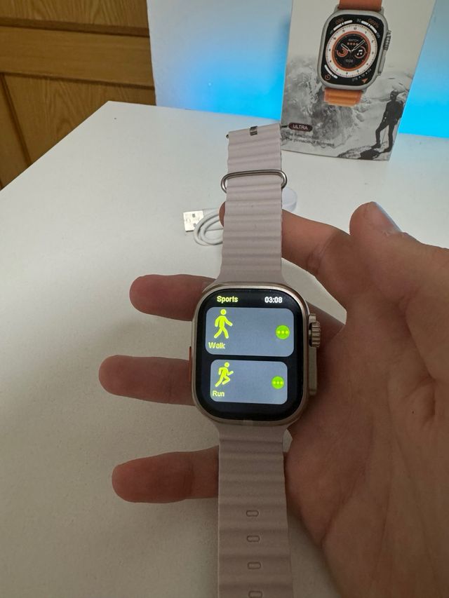 Reloj Inteligente Rosa y Plateado