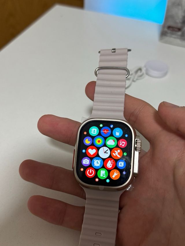 Reloj Inteligente Rosa y Plateado