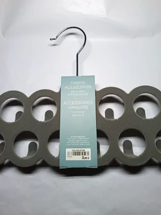 Percha complementos El Corte Inglés