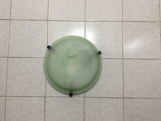 Plafoniera bianca e trasparente