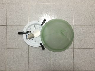 Plafoniera bianca e trasparente