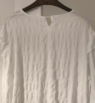 Camisa blanca volantes