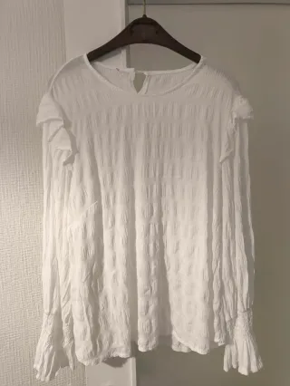 Camisa blanca volantes