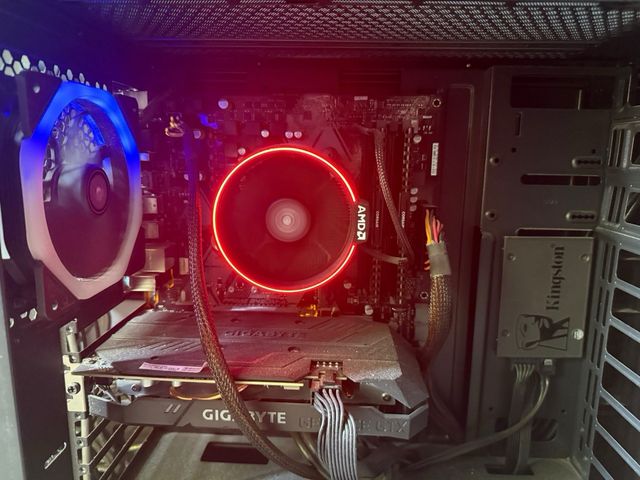 PC Gaming para juegos y edición de fotos y vídeos.