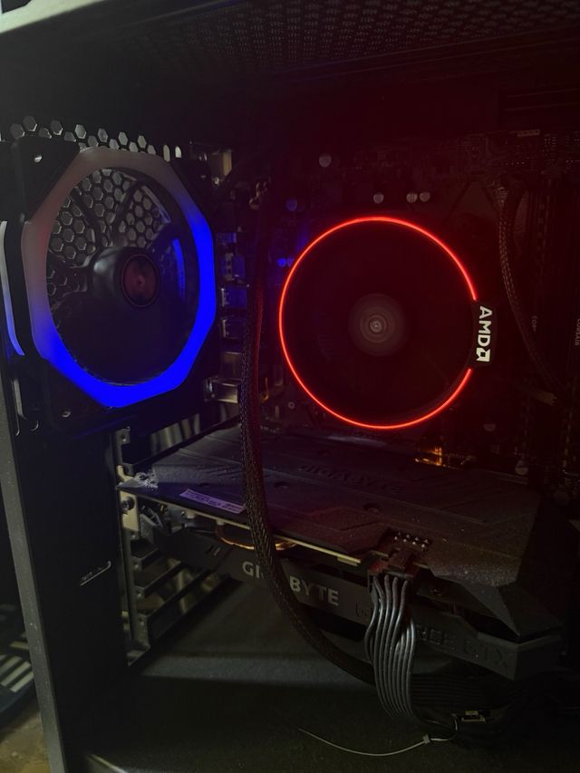 PC Gaming para juegos y edición de fotos y vídeos.