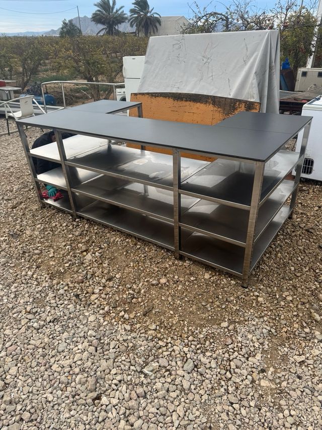 Mostrador de acero inoxidable