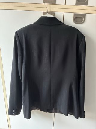 Chaqueta de señora negra