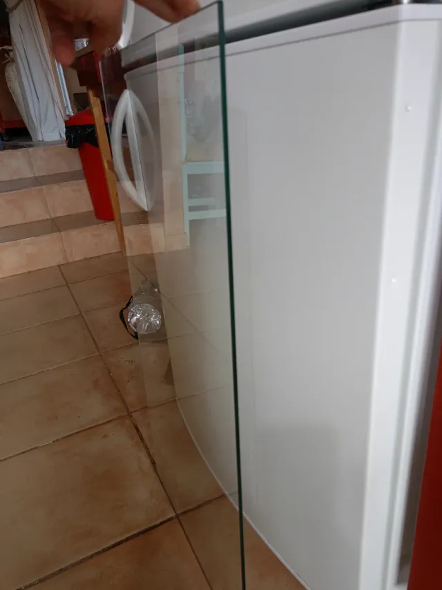 2 prateleiras de vidro