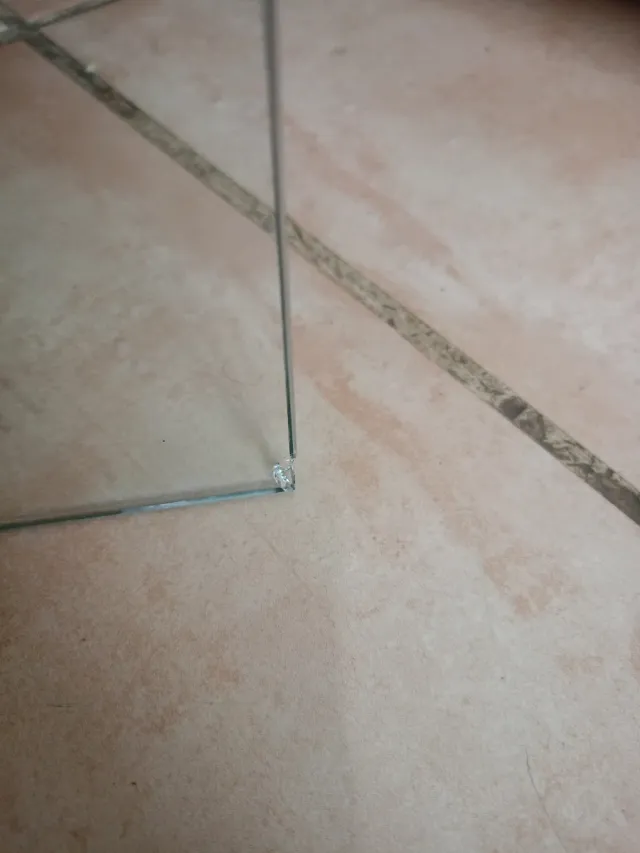 2 prateleiras de vidro